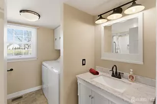 25 E Rossmoor Dr, Monroe Township, NJ 08831 - Photo 15