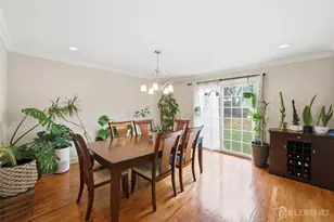 320 Hazelwood Pl, Piscataway Township, NJ 08854 - Photo 13