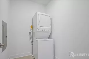 28310 Radford Ct, Monroe Township, NJ 08831 - Photo 13