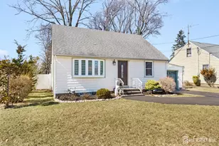 1716 Kenyon Ave, South Plainfield, NJ 07080 - Photo 3