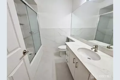 35 Thompson Avenue, Fords, NJ 08863 - Photo 13