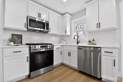 109 Lafayette Road, Fords, NJ 08863 - Photo 11