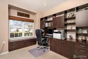 109 Fontaine Ct, Monroe Township, NJ 08831 - Photo 25