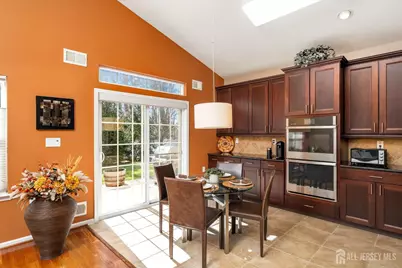 109 Fontaine Court, Monroe Township, NJ 08831 - Photo 7