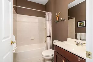 109 Fontaine Ct, Monroe Township, NJ 08831 - Photo 19