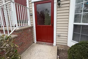 32 Columbus Dr, Franklin Township, NJ 08823 - Photo 3