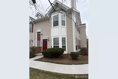 32 Columbus Drive, Franklin Township, NJ 08823 - Photo 1