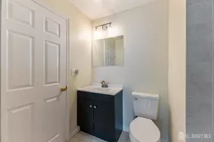 210 Edpas Rd, New Brunswick, NJ 08901 - Photo 17