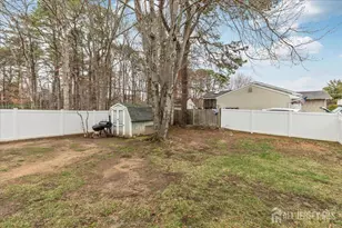 13 Ellingham Ave, Monroe Township, NJ 08831 - Photo 47