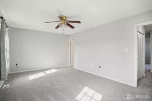 204 Hampshire Ct, Piscataway Township, NJ 08854 - Photo 17