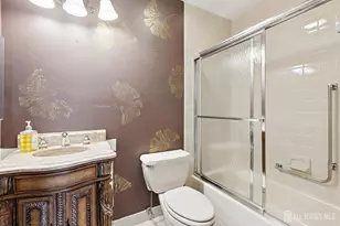 10 Andrew Johnson Dr, Monroe Township, NJ 08831 - Photo 17