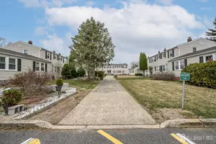 25 Belshaw Ave, Eatontown, NJ 07724 - Photo 29