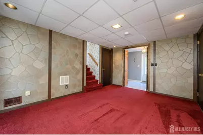 25 Steven Terrace, South Plainfield, NJ 07080 - Photo 5