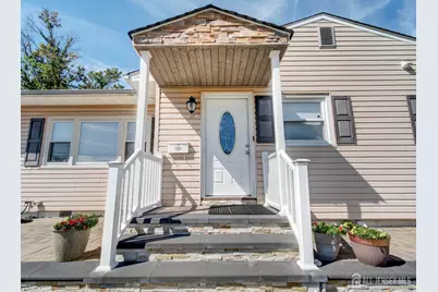 17 Thelma Court, Colonia, NJ 07067 - Photo 5