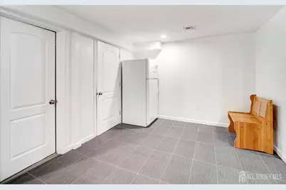 17 Thelma Court, Colonia, NJ 07067 - Photo 25