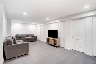 17 Thelma Ct, Colonia, NJ 07067 - Photo 19