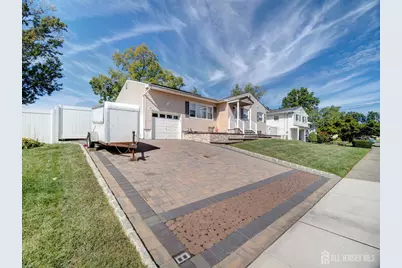 17 Thelma Court, Colonia, NJ 07067 - Photo 3