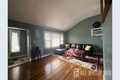 118 Markowitz Street, Carteret, NJ 07008 - Photo 3