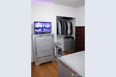 556 Compton Avenue, Perth Amboy, NJ 08861 - Photo 23
