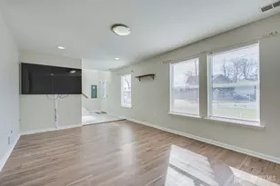 17 Idlewild Rd, Edison, NJ 08817 - Photo 7