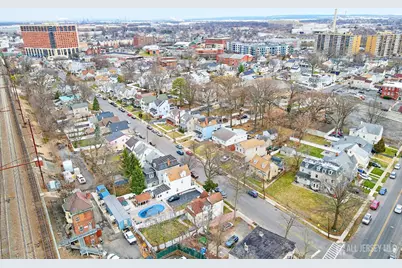 1076 Fulton Street, Rahway, NJ 07065 - Photo 27