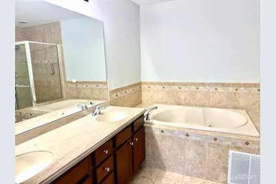 13 Roosevelt Avenue, Carteret, NJ 07008 - Photo 17