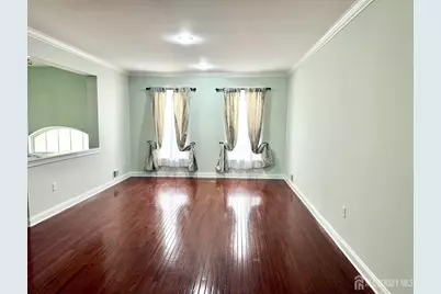 13 Roosevelt Avenue, Carteret, NJ 07008 - Photo 15