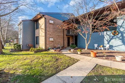 218 Medford Court #A, Manalapan Township, NJ 07726 - Photo 27