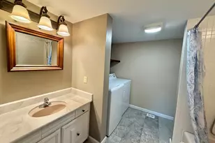 8O Sussex Way, Monroe Township, NJ 08831 - Photo 9