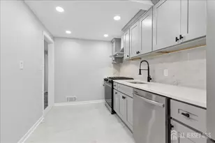 92 William St, Carteret, NJ 07008 - Photo 9