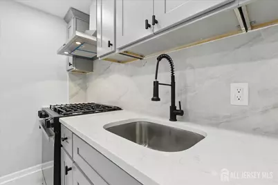 92 William Street, Carteret, NJ 07008 - Photo 7