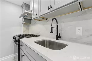 92 William St, Carteret, NJ 07008 - Photo 7