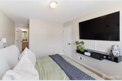 17 Edith Drive, Franklin Township, NJ 08873 - Photo 21