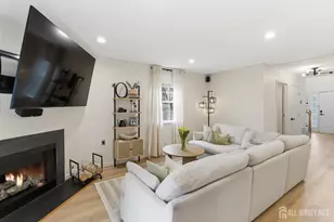 17 Edith Dr, Franklin Township, NJ 08873 - Photo 5