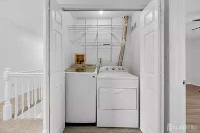 7 Farragut Square, Howell Township, NJ 07728 - Photo 15