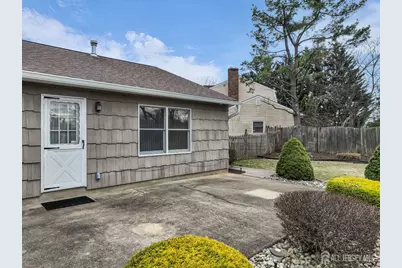 29 Holly Park Drive, South Plainfield, NJ 07080 - Photo 5