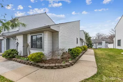 92 Lexington Circle, Old Bridge Township, NJ 07747 - Photo 5