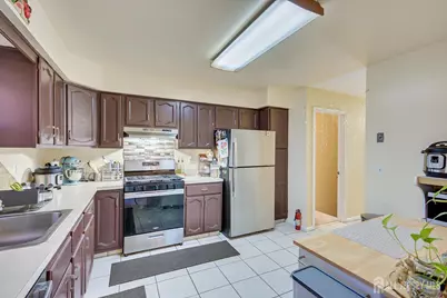 1704 Deerfield Drive, Edison, NJ 08820 - Photo 19