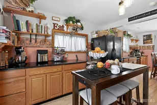 9 Diamond Ct, East Brunswick Township, NJ 08816 - Photo 5