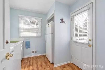 41 Stirling Court, Metuchen, NJ 08840 - Photo 15