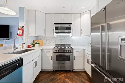 814 Edpas Road, New Brunswick, NJ 08901 - Photo 5