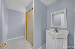 8 Danny Ct, North Brunswick Township, NJ 08902 - Photo 47