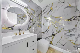 8 Danny Ct, North Brunswick Township, NJ 08902 - Photo 9