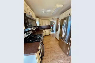 426 Jansen Avenue, Avenel, NJ 07001 - Photo 11