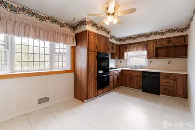 103 Karen Place, Bridgewater, NJ 08807 - Photo 15