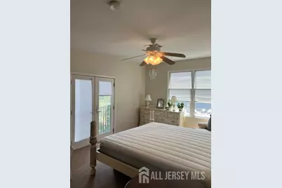 15 Station Place #A, Metuchen, NJ 08840 - Photo 9