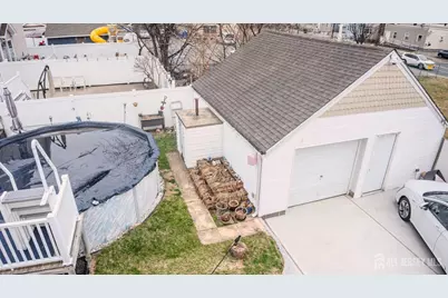 578 Sayre Avenue, Perth Amboy, NJ 08861 - Photo 3