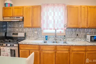 578 Sayre Ave, Perth Amboy, NJ 08861 - Photo 21