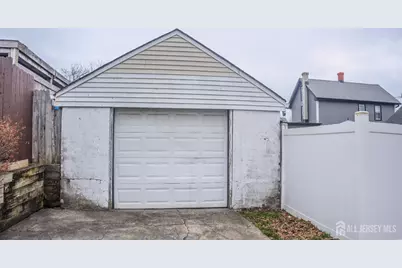 636 Lee Street, Perth Amboy, NJ 08861 - Photo 37