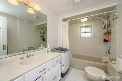 324 N 8th Avenue N, Manville, NJ 08835 - Photo 31